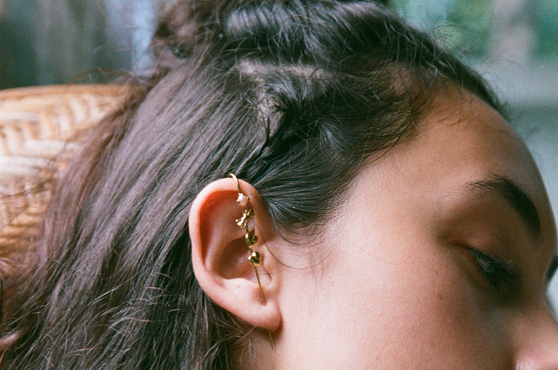 Kawaii One Side Ear Pin Jewel Rocks