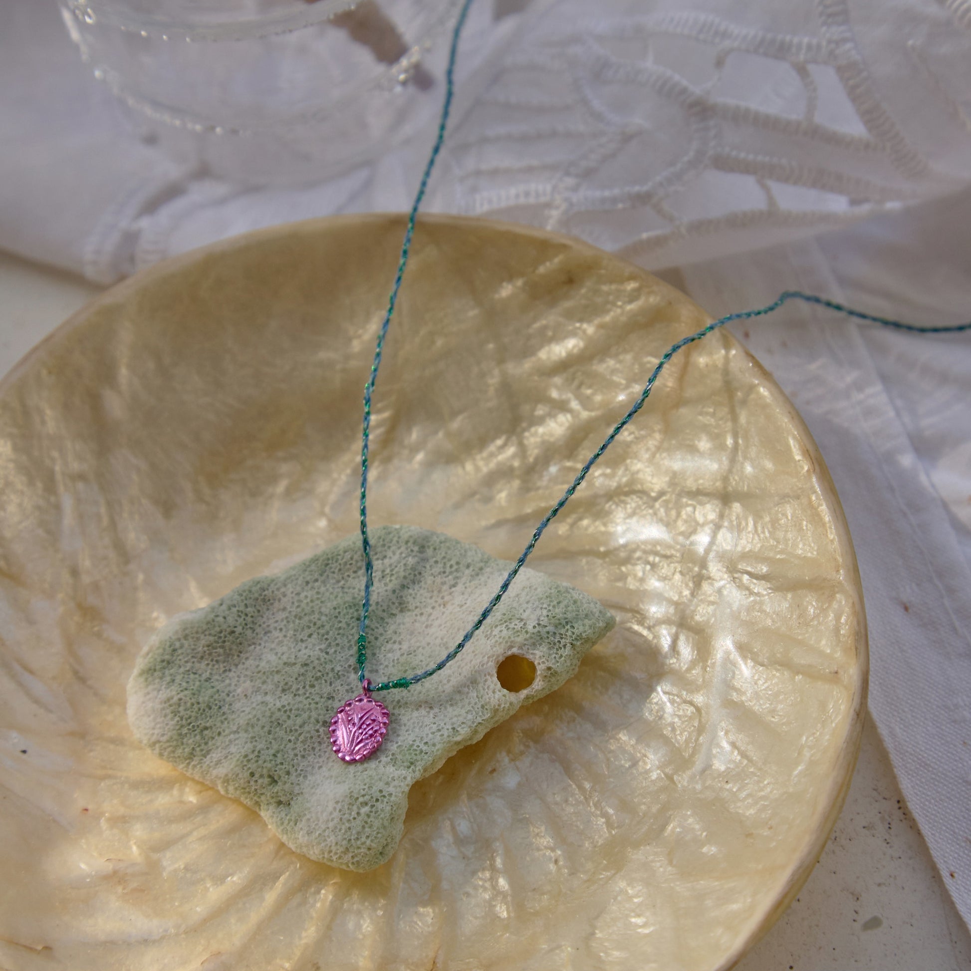 Antiquarian_Pink_Necklace_Jewel_Rocks