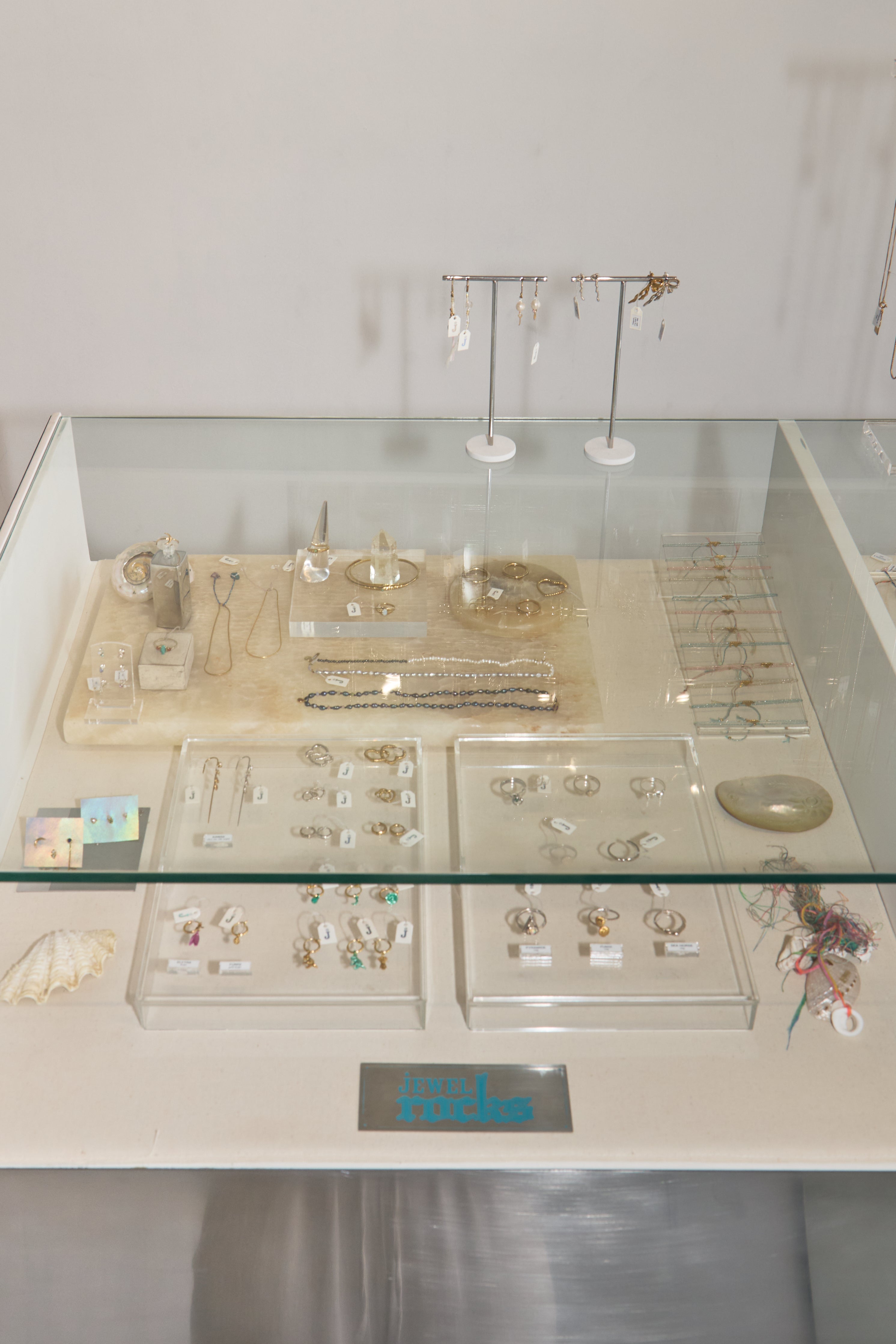 Where to find Jewel Rocks