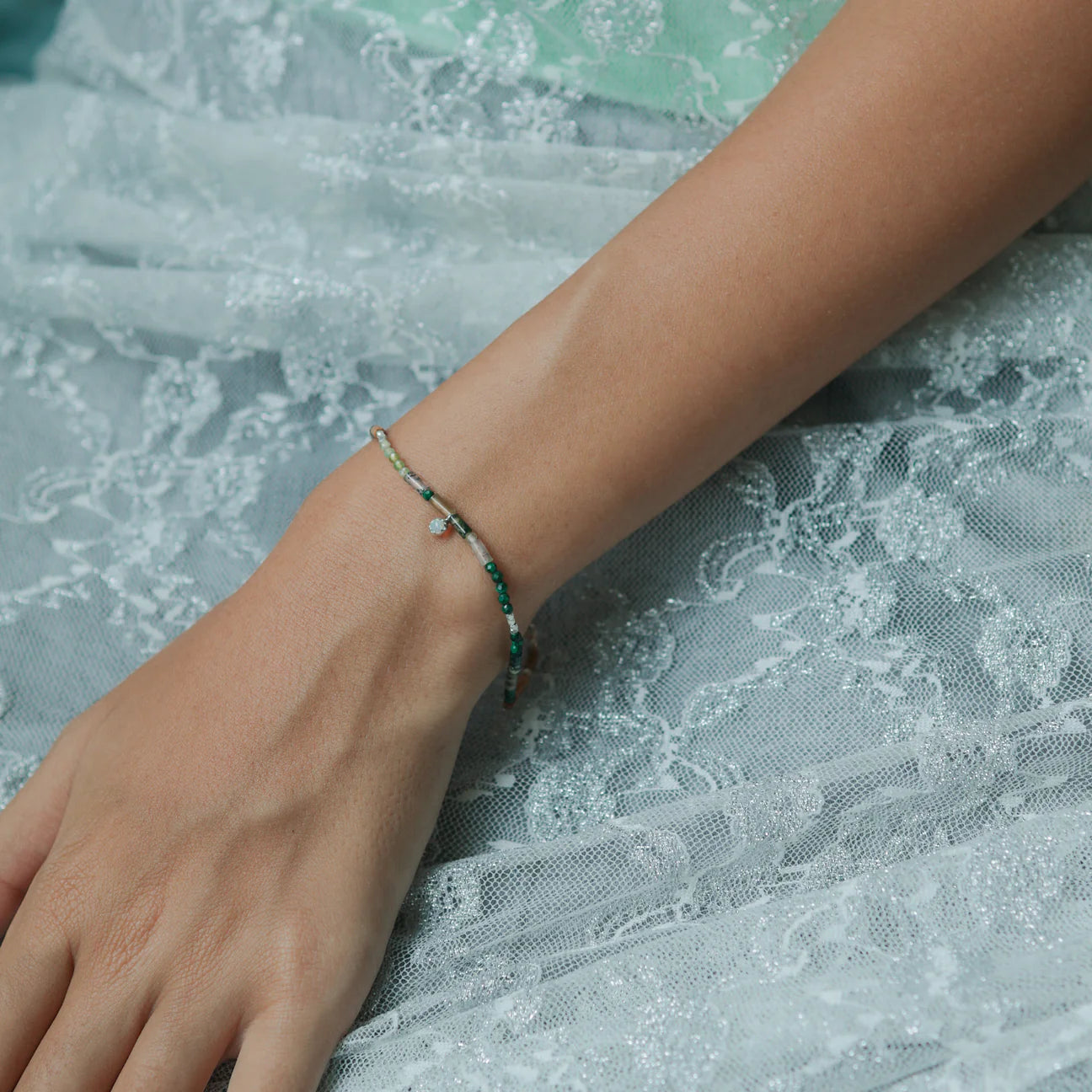 River_Bracelet_Lifestyle_Jewel_Rocks